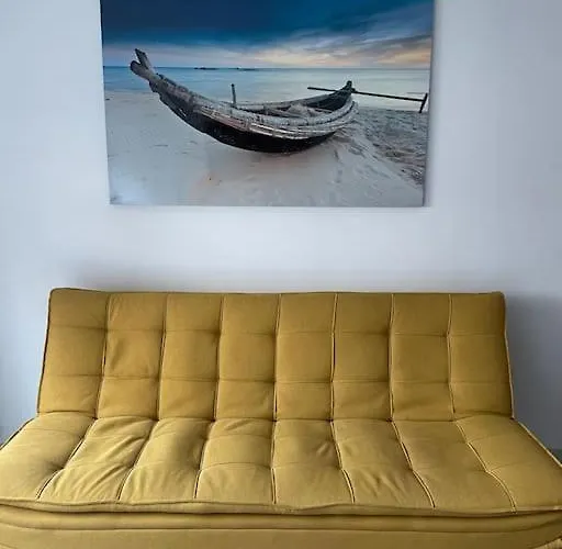 Renovated Modern Apartment In The City Center